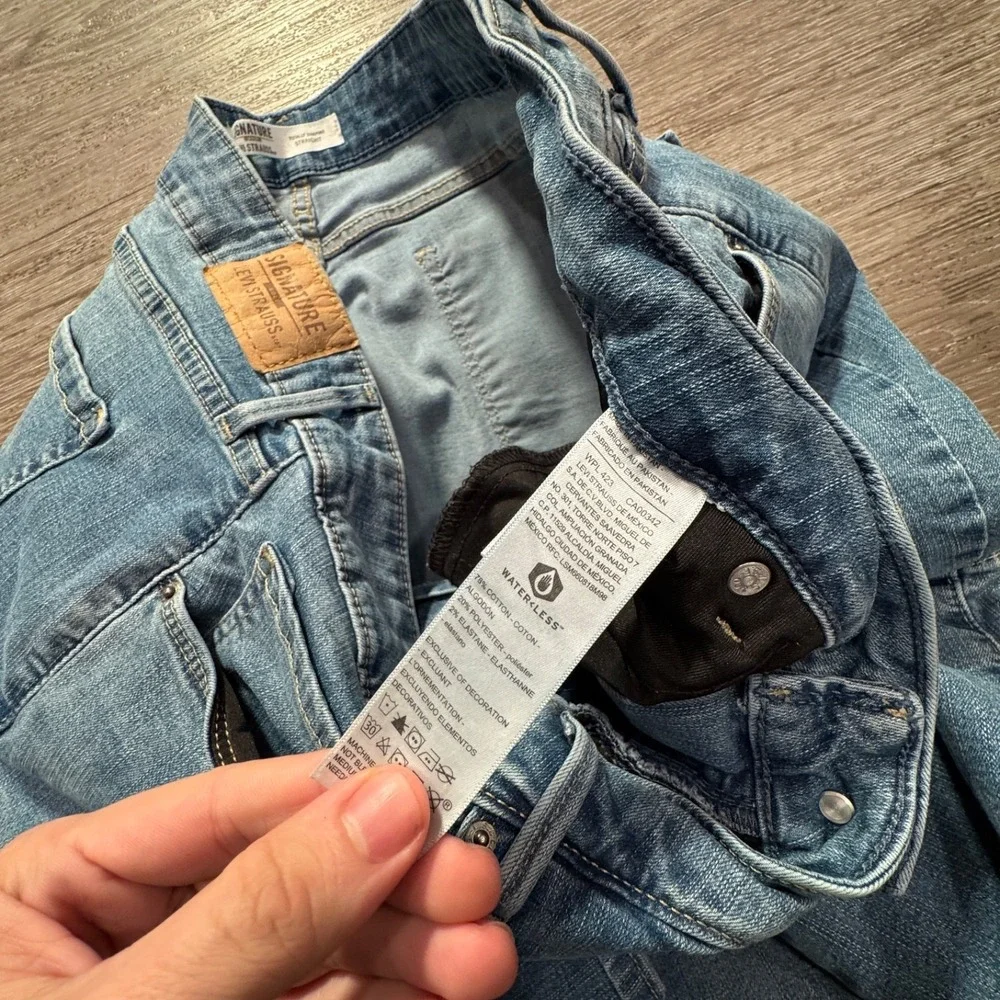 Levis socialflare curated